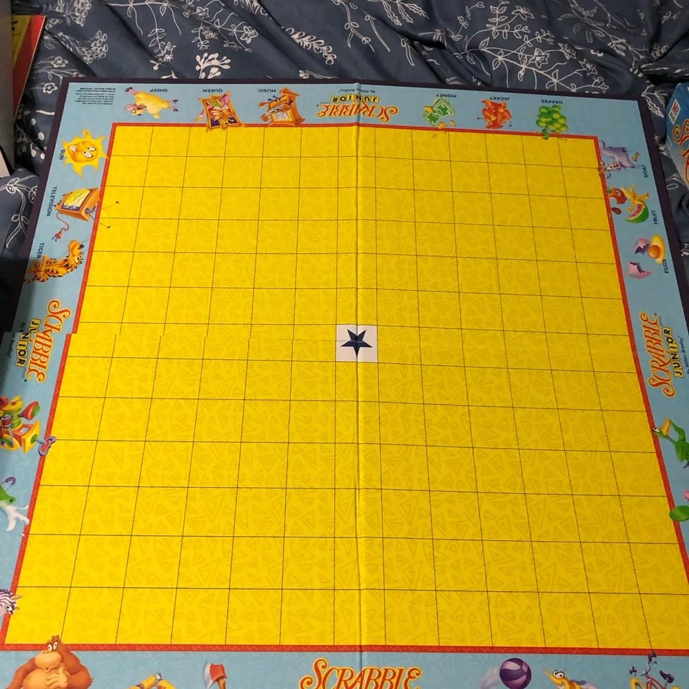Scrabble Junior First Crossword Game - Milton Bradley 1999‎ Never Used.